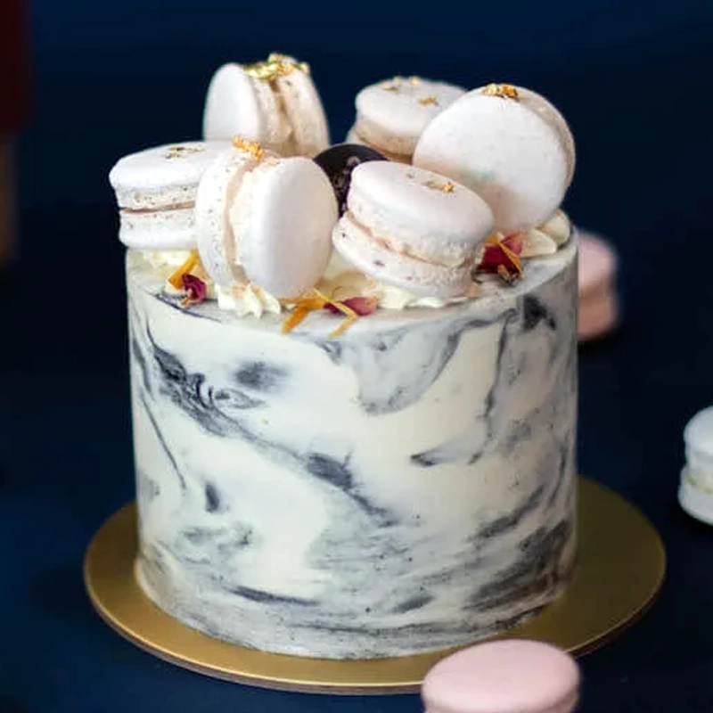 White Grey Marble Mini Cake with Macarons